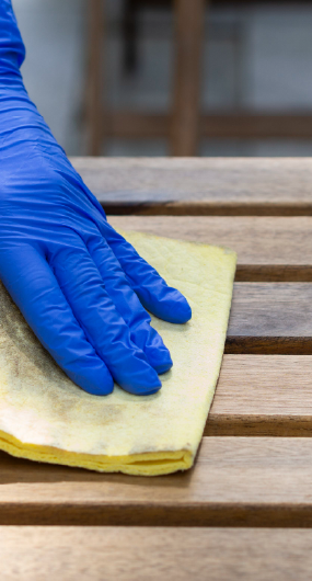 Pflege und Reinigung