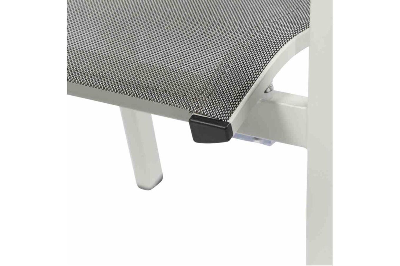 17135-2  4 2993b3026d1c04b0fac9e1f6bd31dea9b9bed7fa