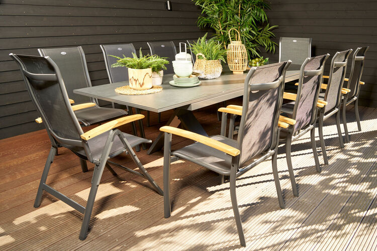 24179  1 541d2e1e636dbf44f1cbadb95715ba9da1e09f4d