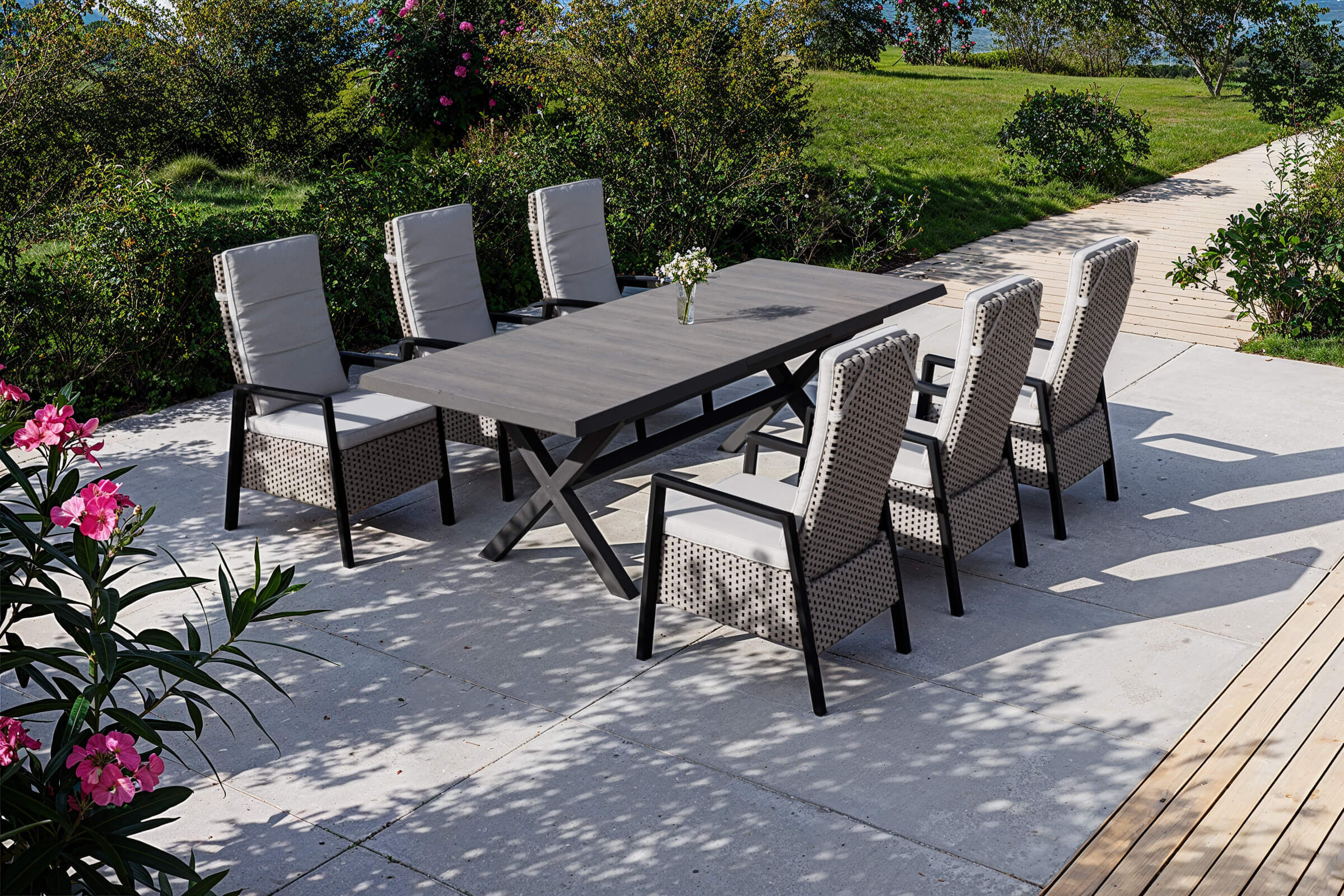 80932  biHLFqeyR 1b0be44f05a47b4a863557faa38c6ec6260f1a45