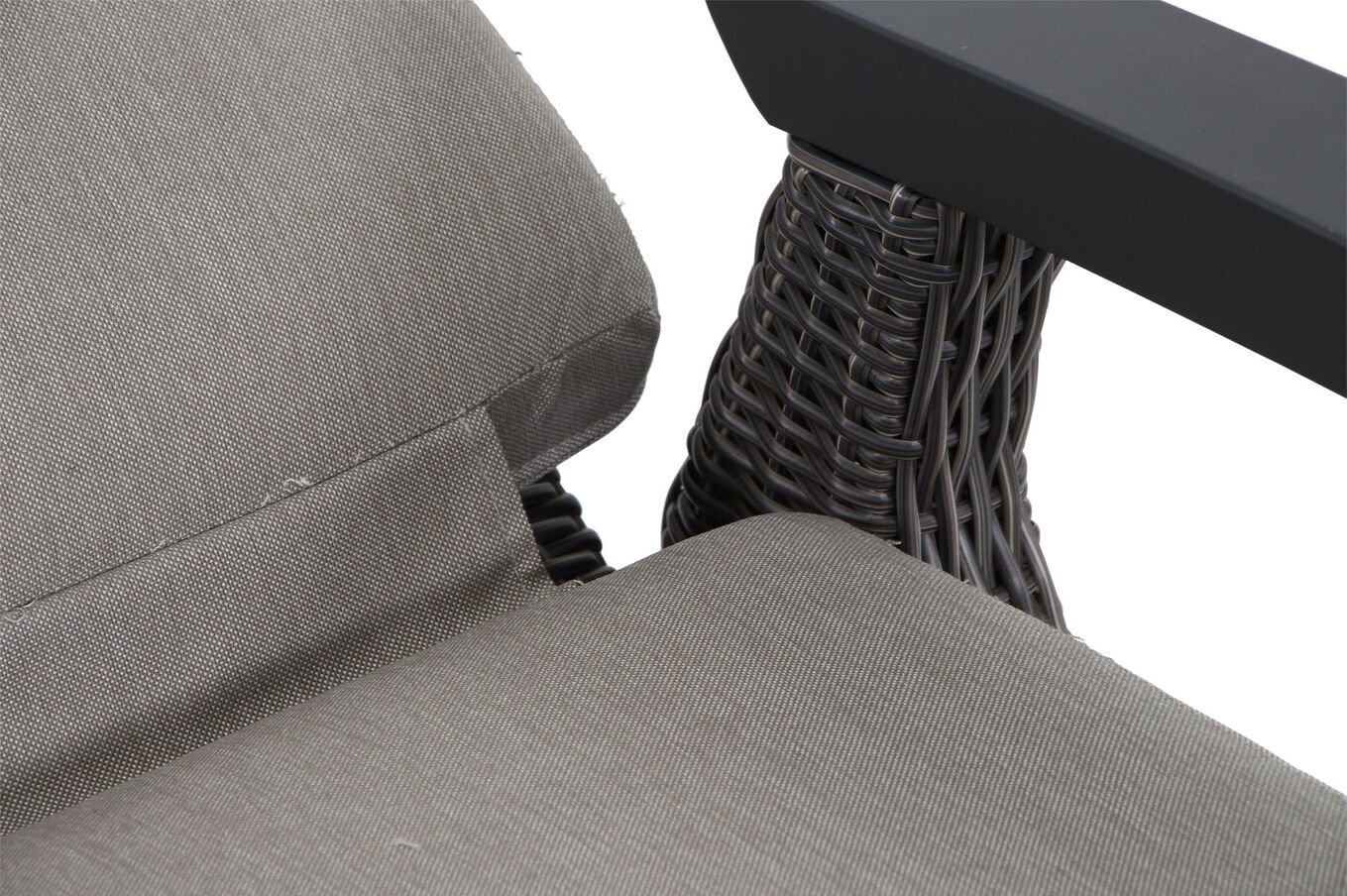 20206  12 8f9cecf7b9d77ef069c7411ede50e53894a64b97