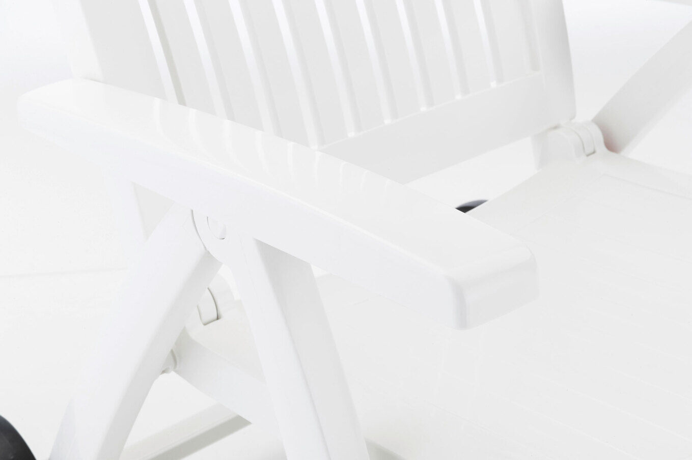 10995-1  1 91a3fd2fc438dc5eb4577dcfa4e45140b89ebda4