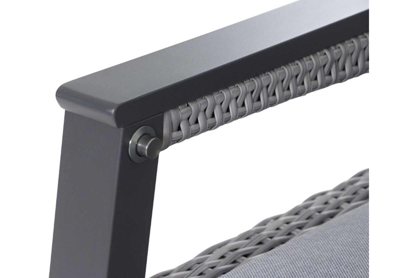 23706  6 21dff4b2a11ca29e0b77cf5aaf494b65dba75278