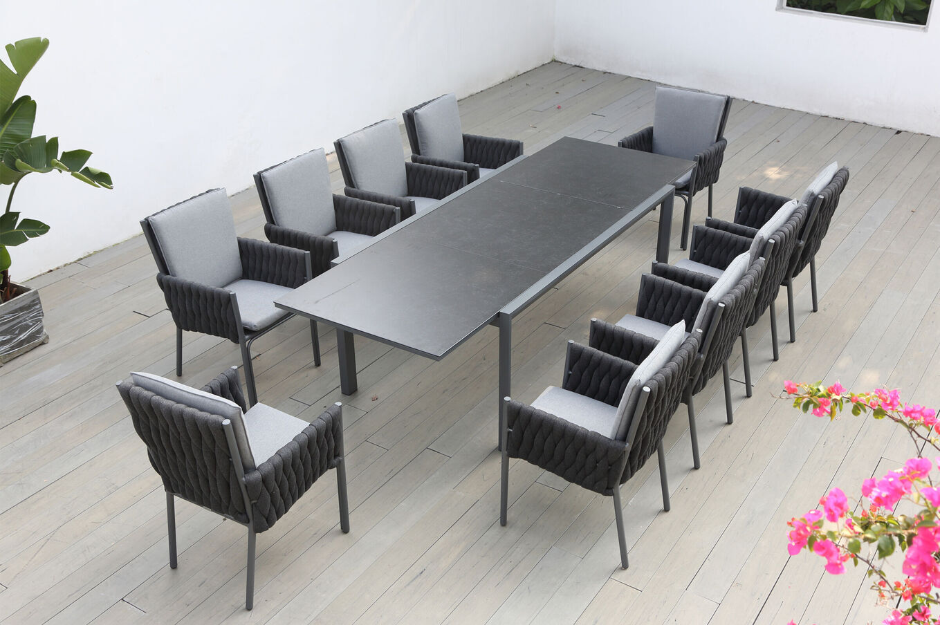 23908  2 6de8f4be650e15d22f4714c1594d0ae6f906a567