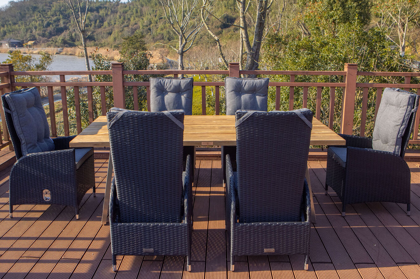 22879  2 693c42122bc0984177a58b0d152a349638efaae8