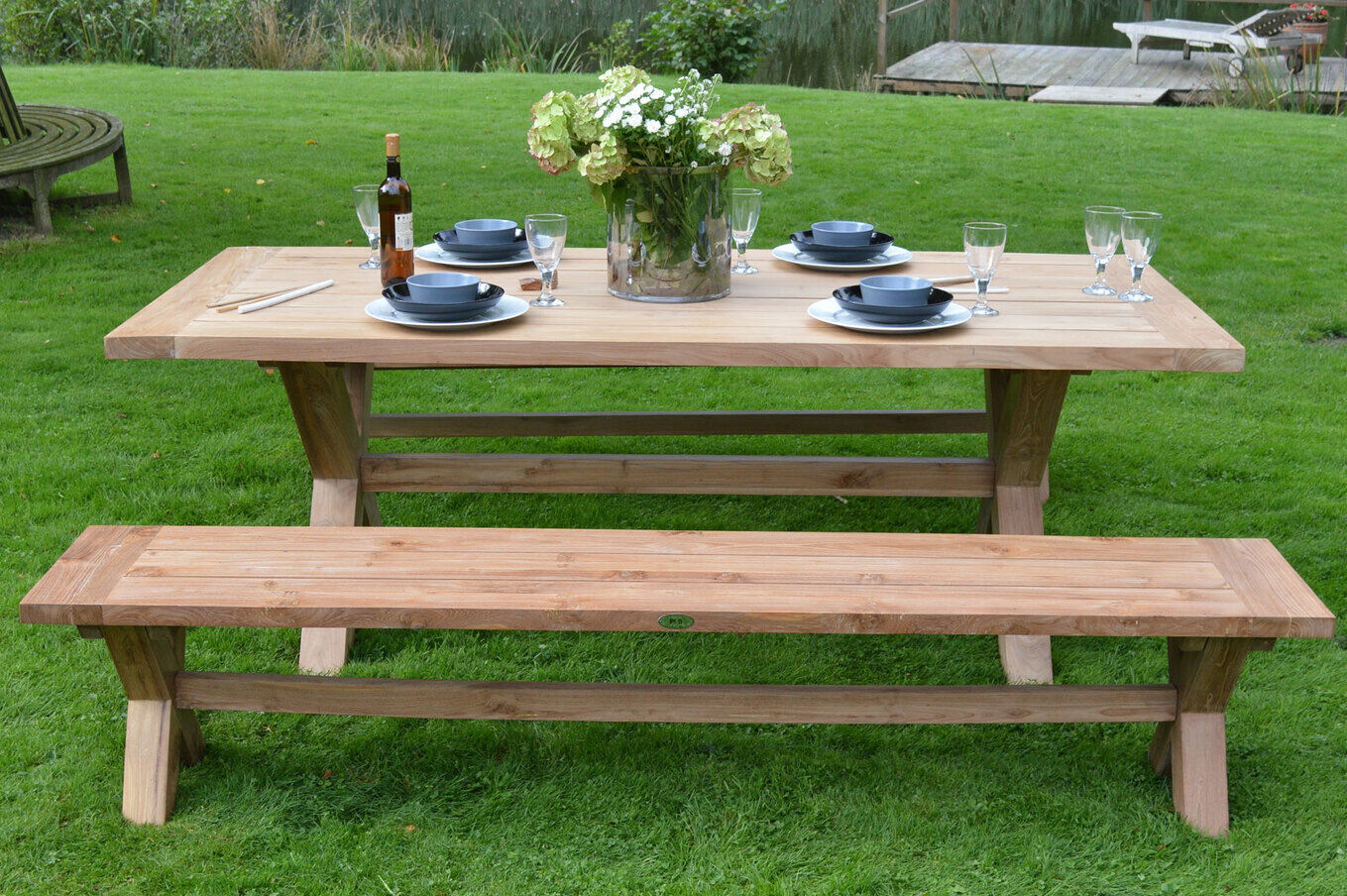 Gartenbank Lincoln aus gebürstetem Teakholz von Ploß 6 12785-1.jpg