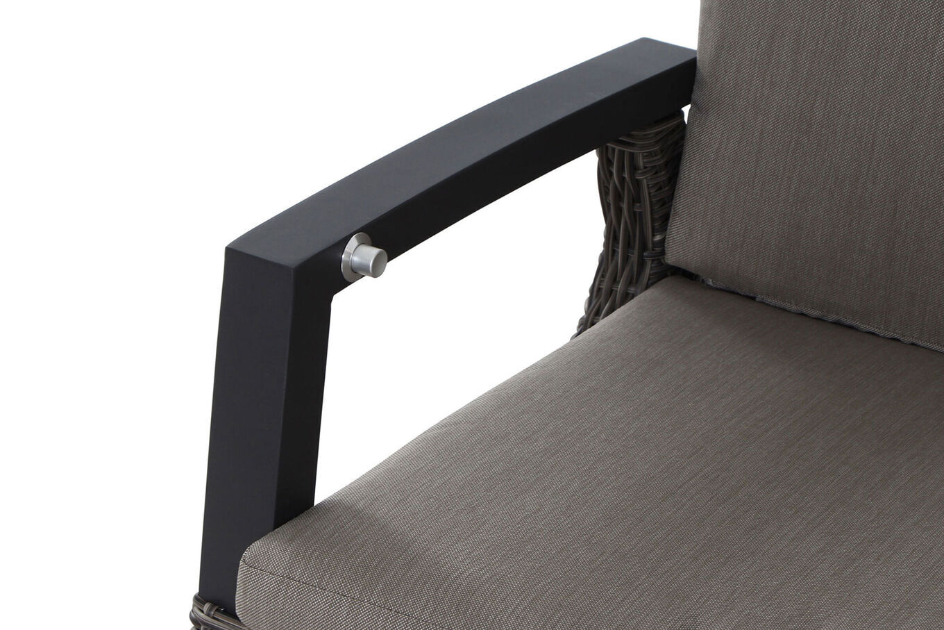 22119  6 ce8c058516b057e68df5705a71c748b693c15dee