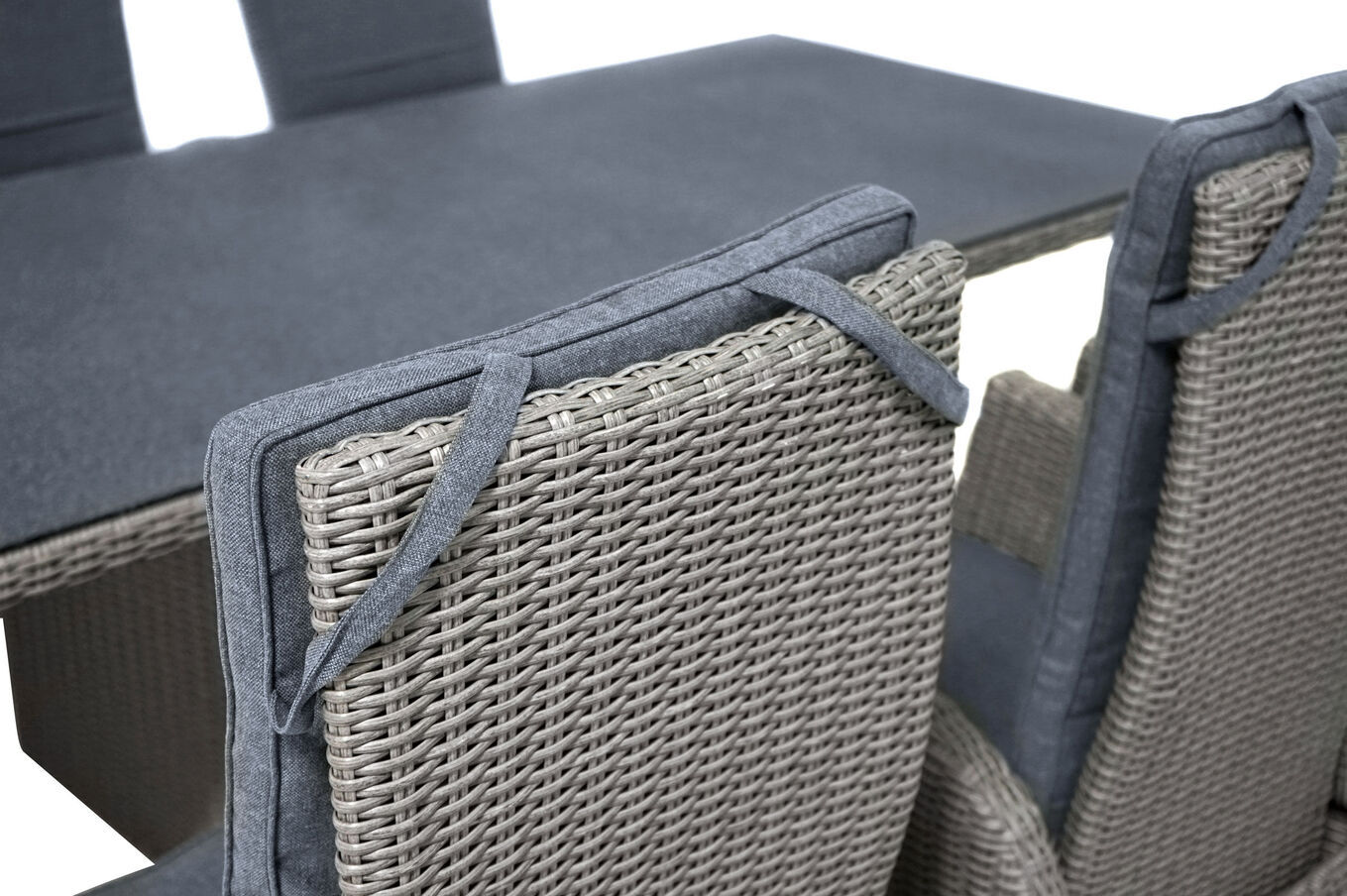 21587  9 b8e59e19a3c097125dd42bd722a54de7a05dcf99