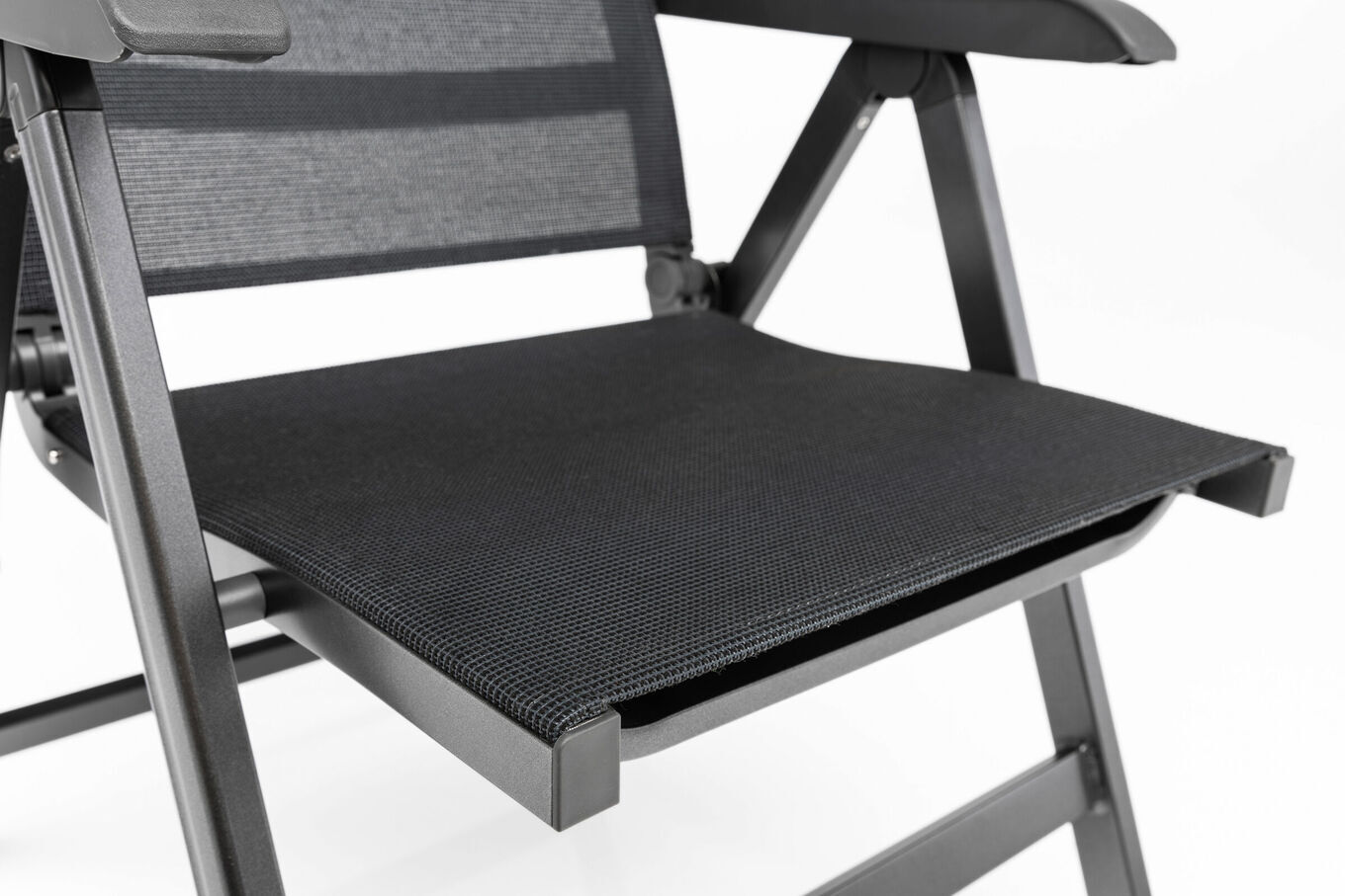 31583  4 2073a5997060f8f6390c668f22d4d3ecec025774