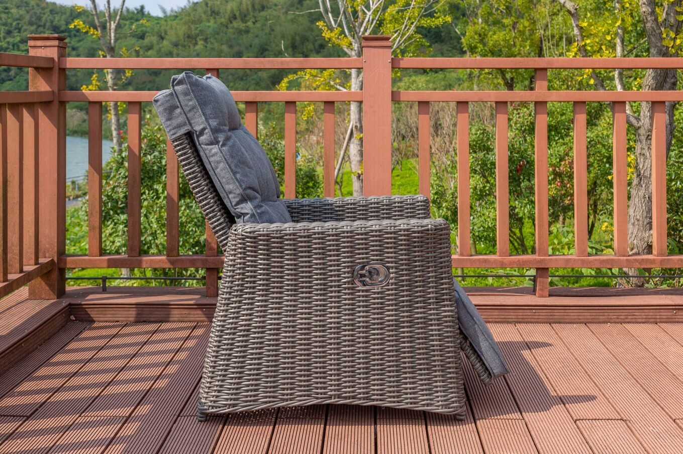 20660  3 29e7104fbc3b53c3c4e984e9bb9202e844a2853e