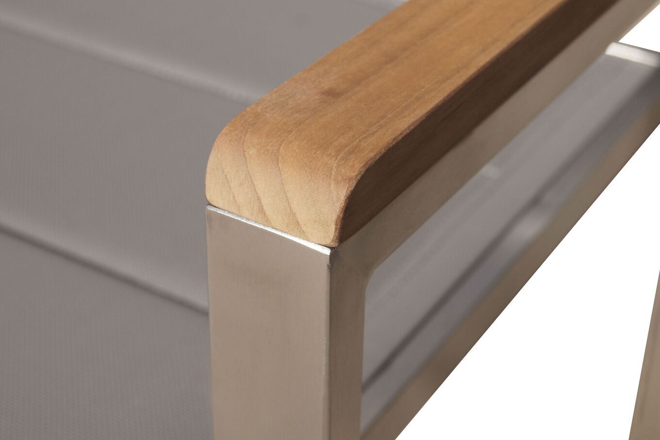 13516  6 ce3e9e4ad60b493560673e9edc2a0459c90f75a5