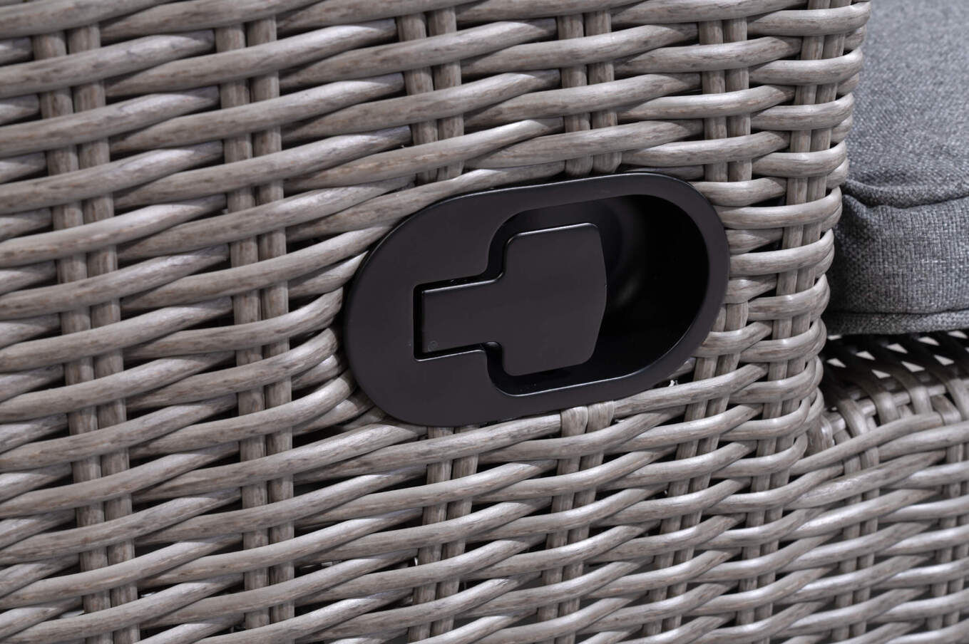 23602  bvq3IXNBV 04c06bad40f7fb4a14ef5ac5f8e543c9a9dc72e4