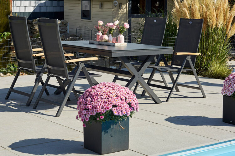 23267  1 90bbb8b8d740dd217bfff46ff6e55dc5039944cd