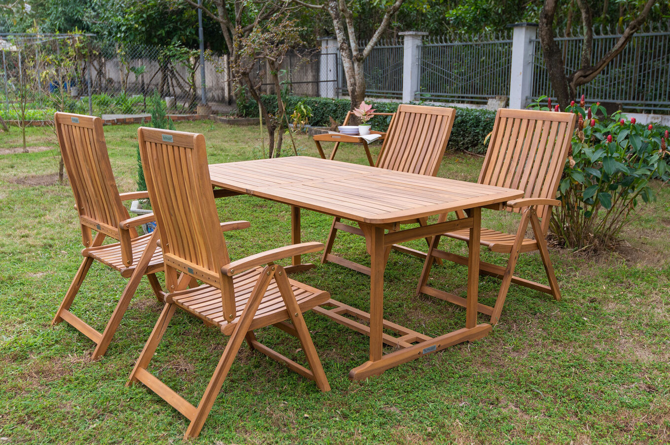 22805  1 30d97d4498ee3d0ab05127610d7945e09ecc8ade