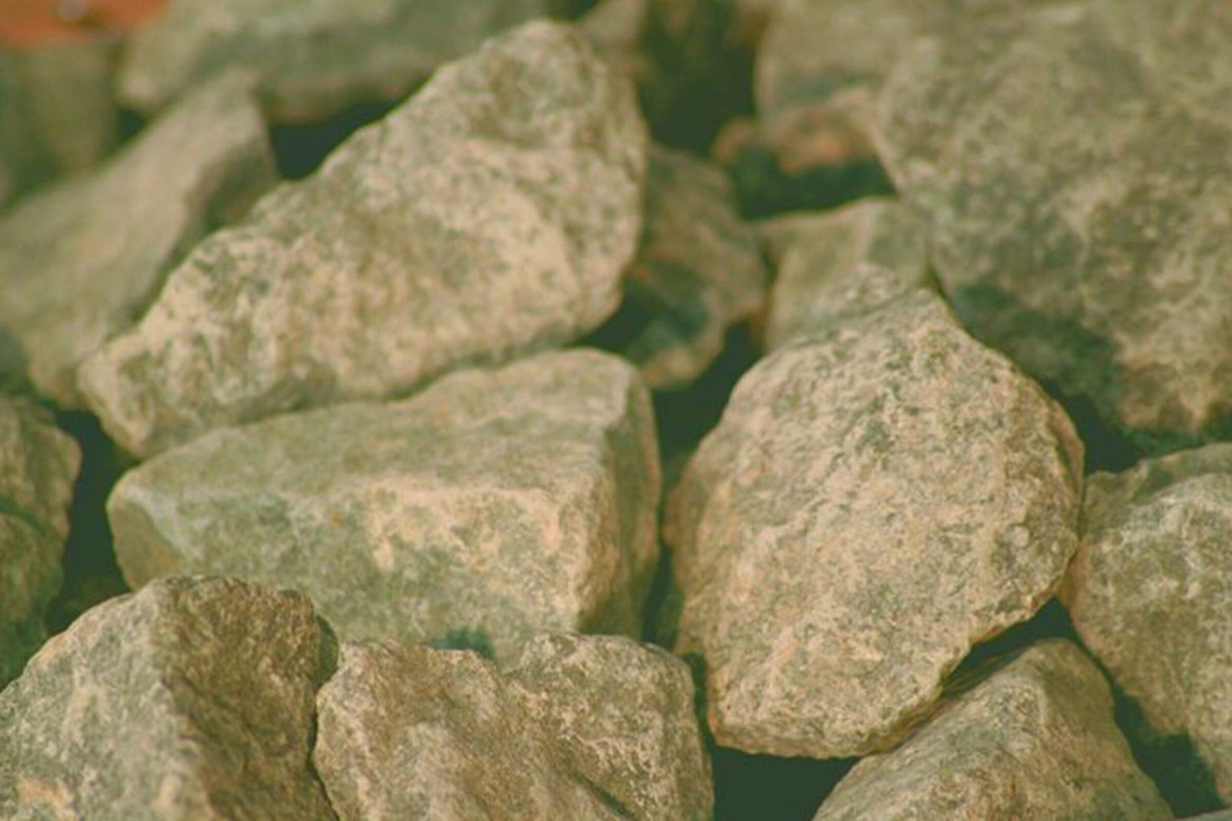 Diabassteine von Karibu, ca. 18 kg Inhalt 59542